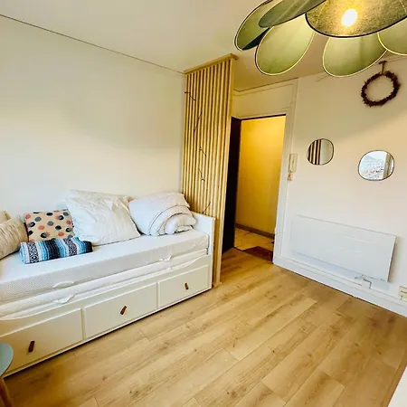 Daire Captivating With Amenities Bordeaux